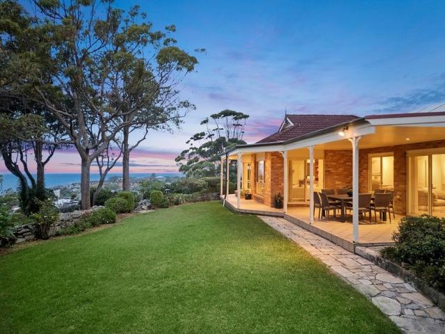 Super rare, single level family home, 1502sqm block with sweeping ocean views