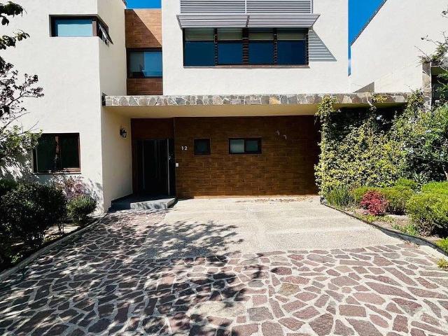 SUPER RESIDENCIA EN ALTOZANO