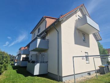 Super ruhige Lage mit einem schönen Balkon!