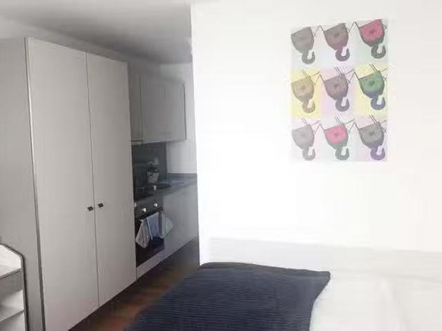 Super Saver Studio