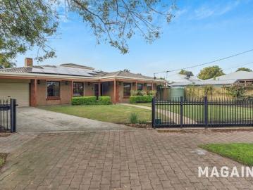 Super Spacious with Accommodation Perfect for the Large or Extended Family