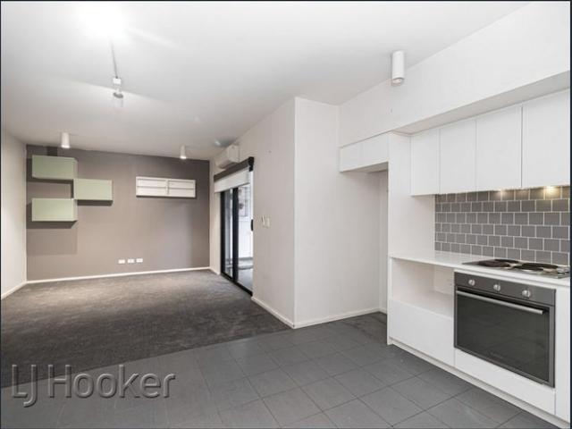 Super Stylish in a Lifestyle Location