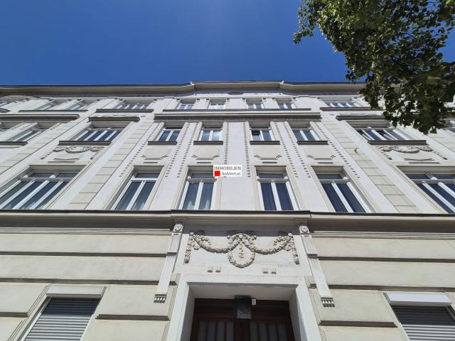 SUPERMIETE, SCHÖNE 2 ZIMMERWOHNUNG, ALLE NEBENRÄUME, GUTE ÖFFENTLICHER ANBINDUNG!