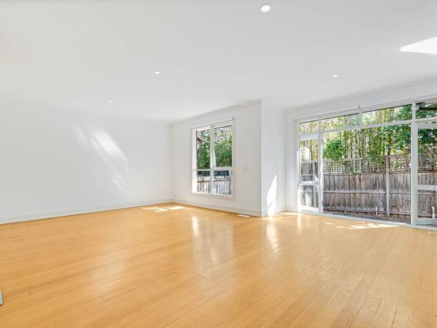 Superb 3 Bedroom Light and Bright House