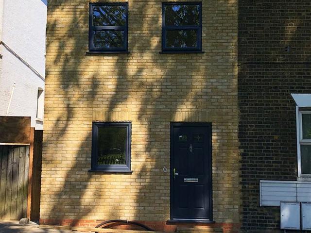 Superb 1 Bedroom House | Manor House | N4