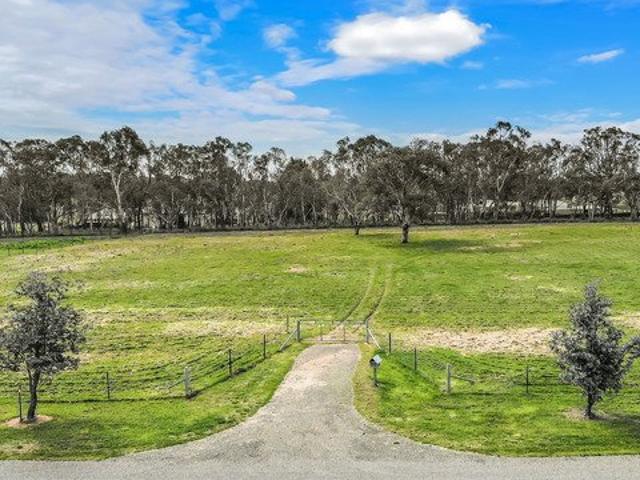 Superb 2.84acre Residential Block First Class Closed Road Location Large Building Envelope