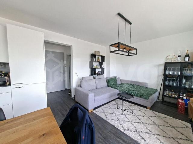 Superb 2 room apartment with large terrace
