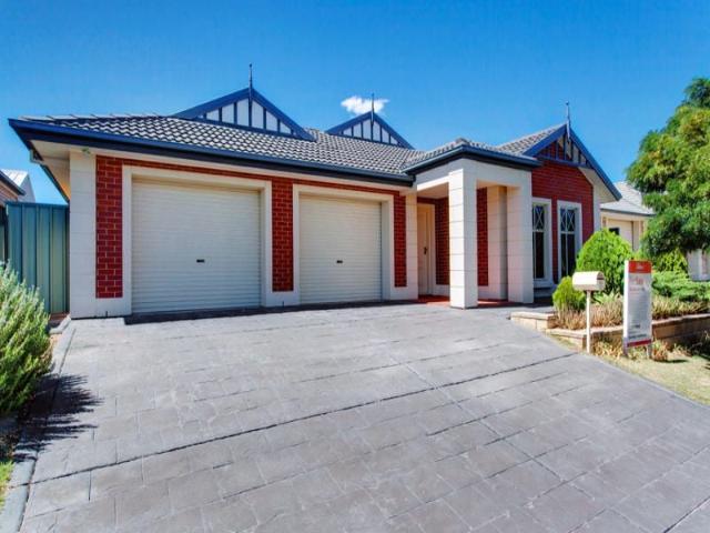 SUPERB 4 BEDROOM HOME IN SHEARWATER COVE