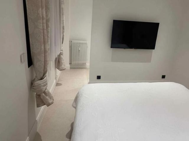 Superb 70m2 T3 apartment with Garden, Nice Amsterdam Apartments for Rent