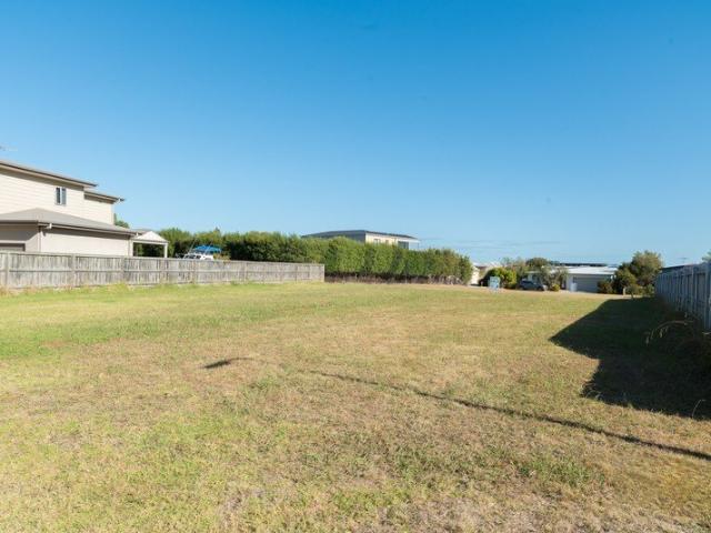 SUPERB 900m² BLOCK COASTAL LIFESTYLE WITH FUTURE WATER VIEWS