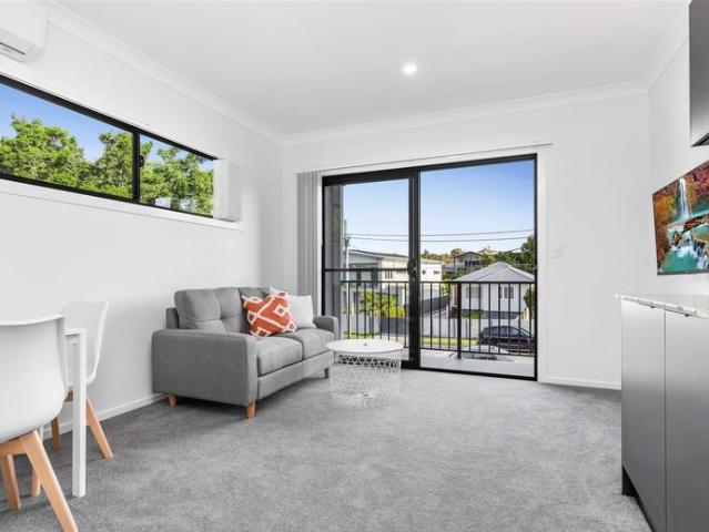 SUPERB CHERMSIDE LOCATION