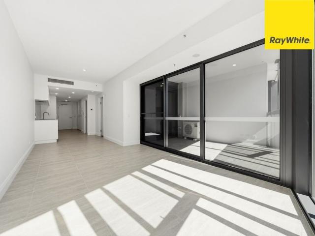Superb City Living at Grande
