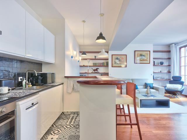 Superb air conditioned apartment in the heart of Paris 1 Bedroom and 1 Living Room Les Halles district