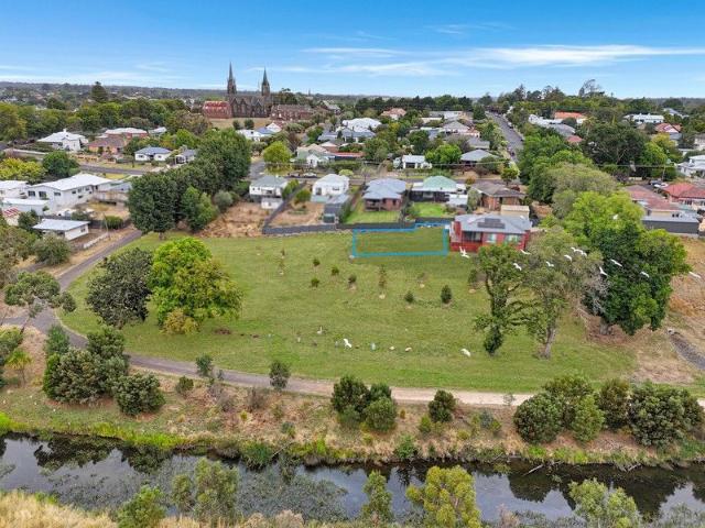 Superb Building Block Stunning Church Hill with Water Views