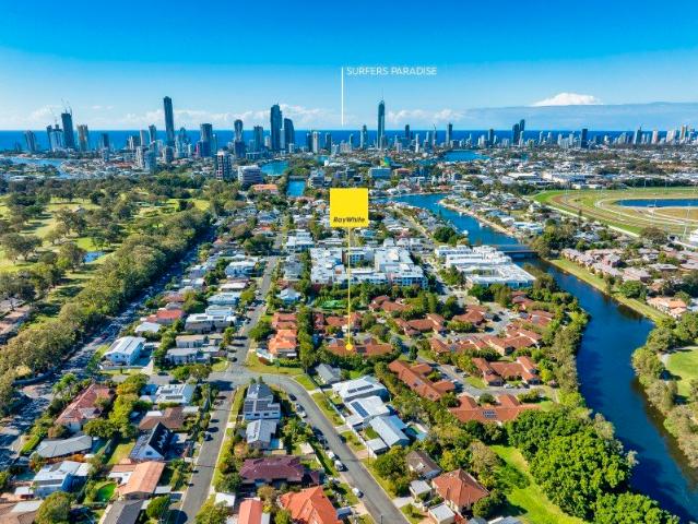 Superb Bundall Villa Lifestyle, Location & Leisure