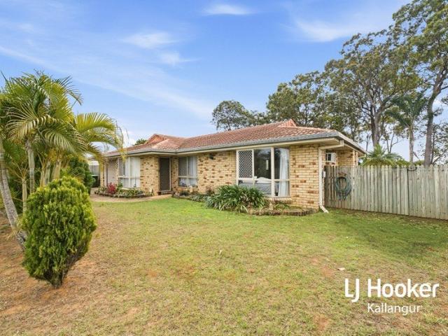 SUPERB FAMILY LOCATION/SPACE, SIDE ACCESS ON 714M2 BLOCK