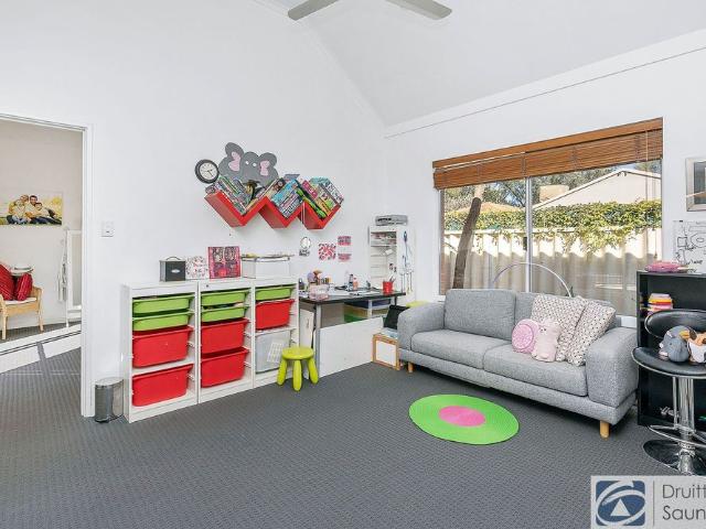Superb family resort style home HOME OPEN SATURDAY 05 SEPTEMBER AT 9.45AM SHARP!