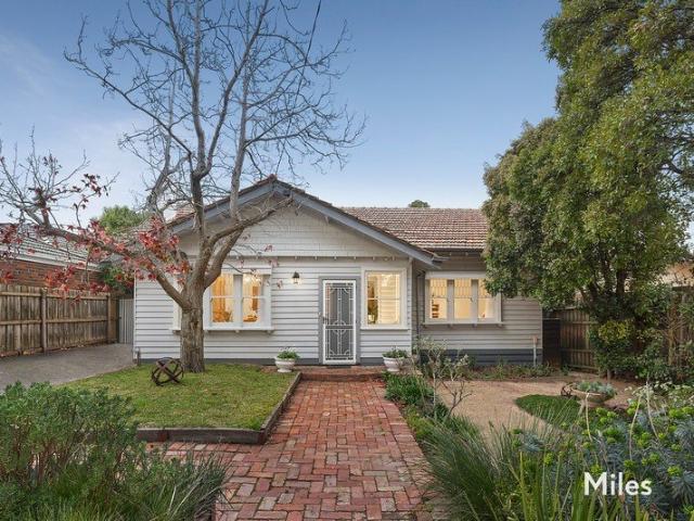 The Perfect Blend of Family Space and Studio Flexibility