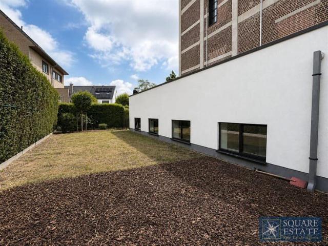 Superb One Bedroom Apartment