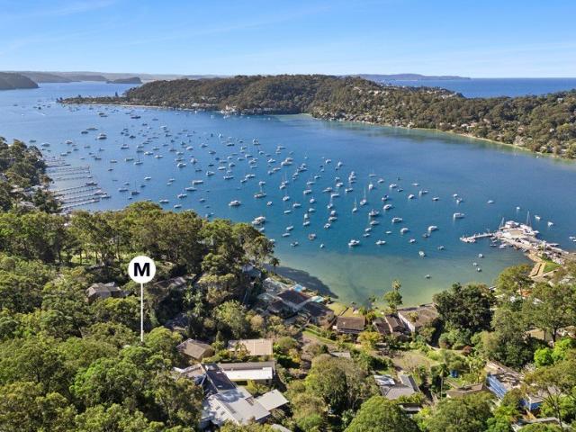 Superb Layout and Careel Bay Views