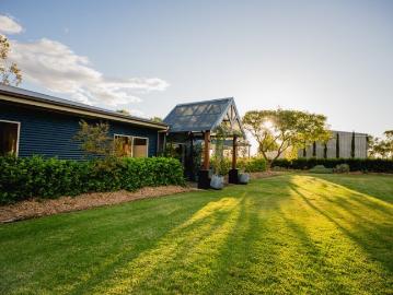 Euthulla, Orallo - Garden, Air conditioning