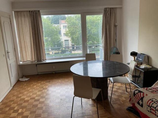 Superb large furnished studio
