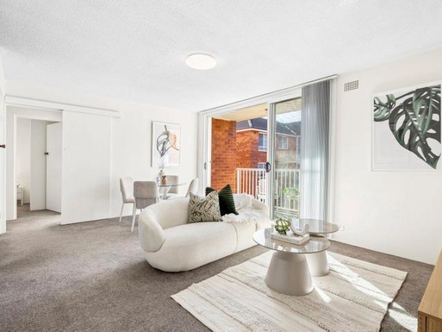 Superb Lifestyle Address, Great Mosman Entry