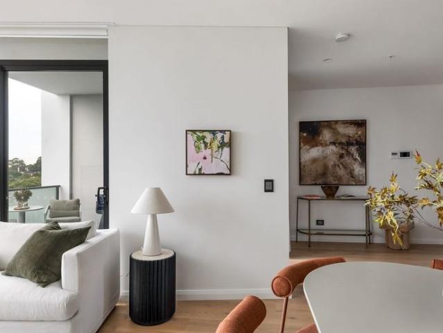Superb lifestyle sanctuary in central Petersham