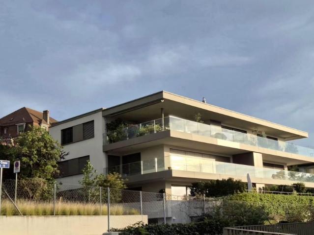 Superb luxury 4.5 room apartment located on the lakeside in Nyon
