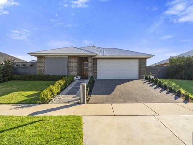 Superb modern home. Immaculate presentation