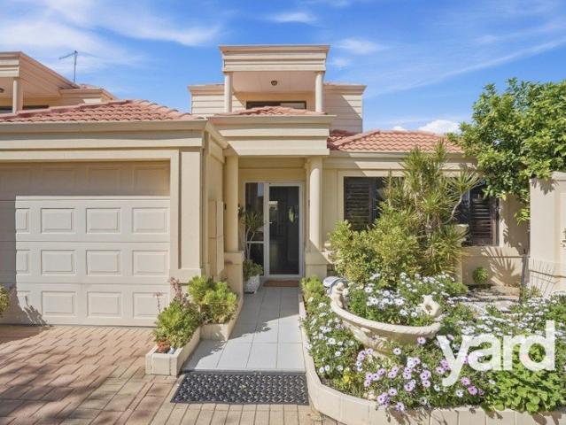 SUPERB MODERN 3X2 TOWNHOUSE VIEWS ACROSS THE PARK CLOSE TO THE RIVER