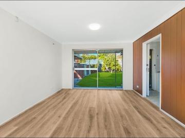 Superb newly renovated 5 bedroom house for growing families!