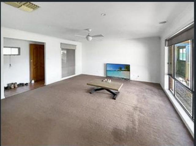 Superb South Shepparton Living