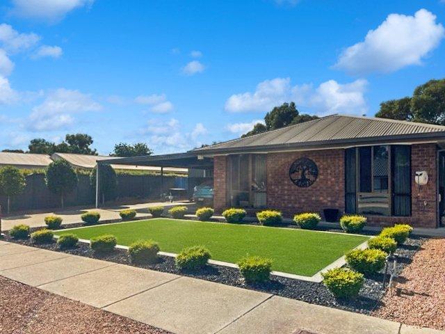 Superb South Shepparton Living