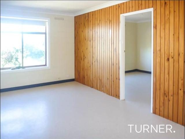 Superb Sea Views 2 Bedroom Upstairs Unit
