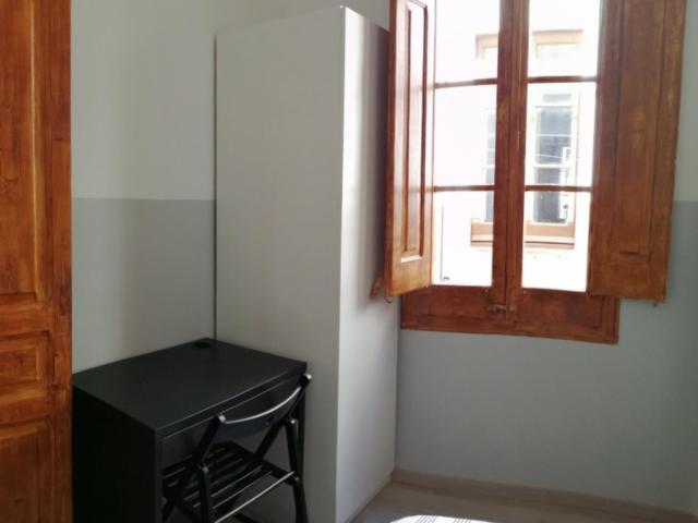 Superb single bedroom in El Raval