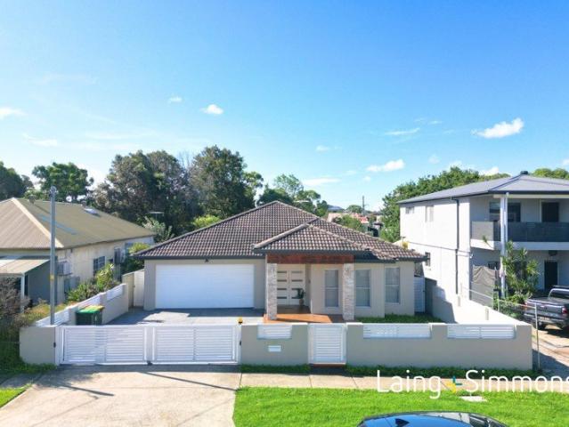 Superb Single Level Family Home on 836m2