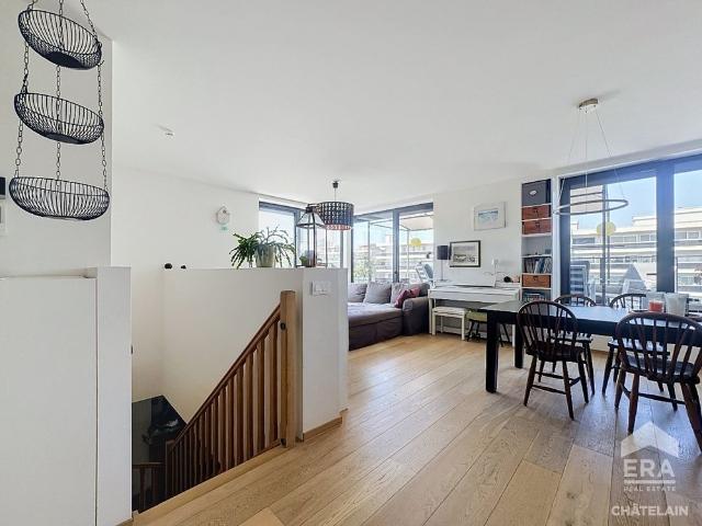 Superb Penthouse met 2 slaapkamers te huur in Schaerbeek