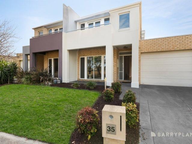 Superb Townhouse Living