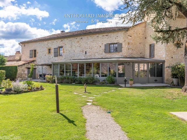 Superbe maison bourgeoise, parc et piscine 375m² Monpazier