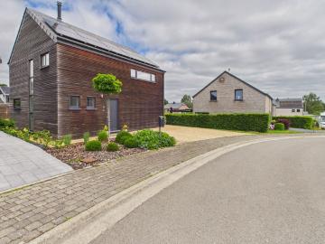 Superbe maison contemporaine à louer à Tenneville