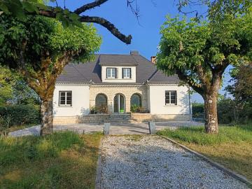 Superbe Maison D'architecte Dans Un Quartier Prisé 156m² Gourdon