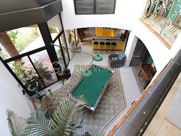 SUPERBE MAISON D'ARCHITECTE SUR UNE PARCELLE DE 2380 M²