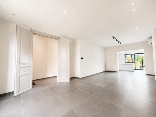 Superbe maison de ville – 3 chambres et jardin Mons Centre