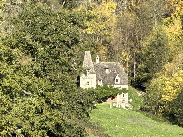 Superbe maison de campagne rénovée Sanvensa 85m² Villefranche de Rouergue