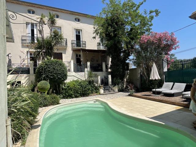 Superbe Maison de Maître avec Annexe à Magalas À Ne Pas Manq. 317m² Magalas