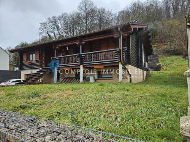Superbe maison en bois à Cocheren