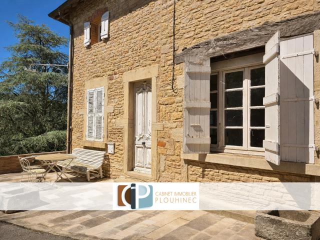 Superbe maison en pierre dans un charmant village de l'Ouest Mâconnais