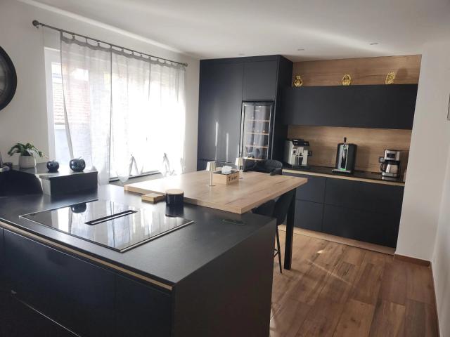 SUPERBE MAISON INDIVIDUELLE