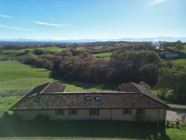 Superbe maison moderne et vues époustouflantes 332m² Miélan